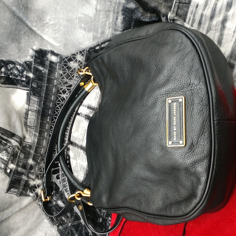 Marc Jacobs bridge hobo bag